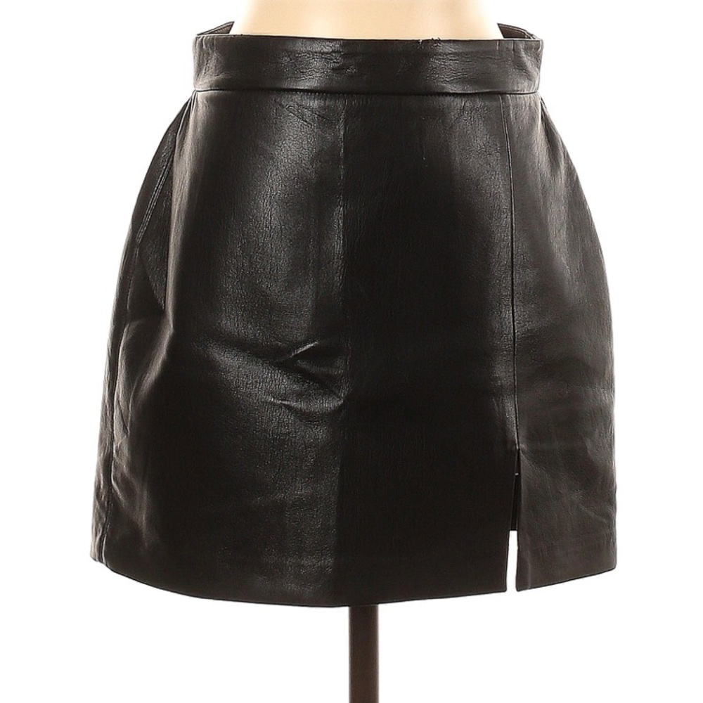 Aritzia Wilfred Black Leather Skirt size 2